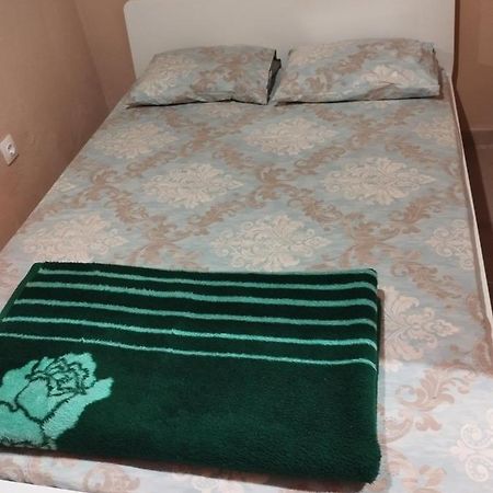 Cozy Apartment In Салоники Экстерьер фото